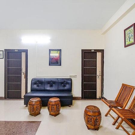 Hotel Fabexpress Sr Bārang Esterno foto