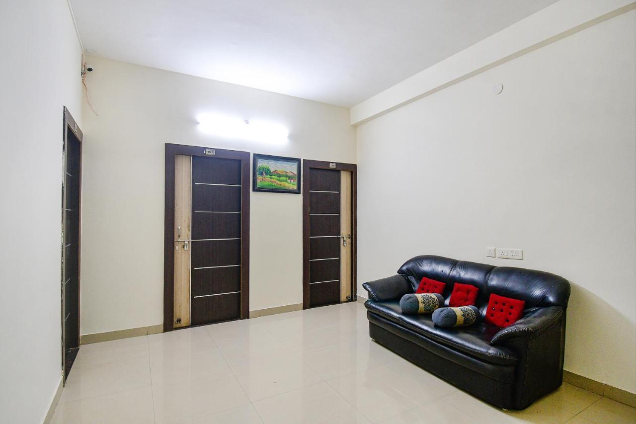 Hotel Fabexpress Sr Bārang Esterno foto